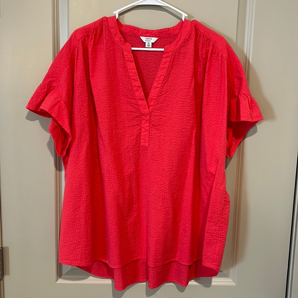 Women’s coral top